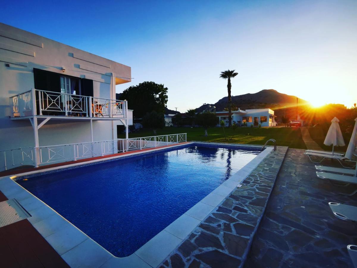 Villa Rizia Колимбия Экстерьер фото